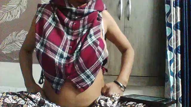 Snapshot of shalini_fire chatting on February 2026 10:36:01 AM shalini fire online show from February 2026 10:36:01 AM