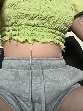 Morguisssz online show from November 2025 09:41:02 PM