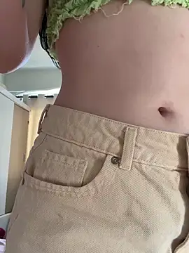 Morguisssz online show from February 2026 10:27:02 AM