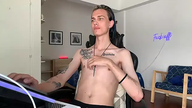 Den BlueXx online show from December 2024 11:21:01 AM