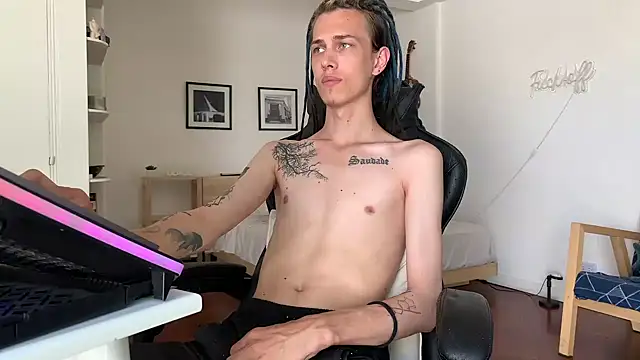 Den BlueXx online show from January 2025 02:21:02 PM