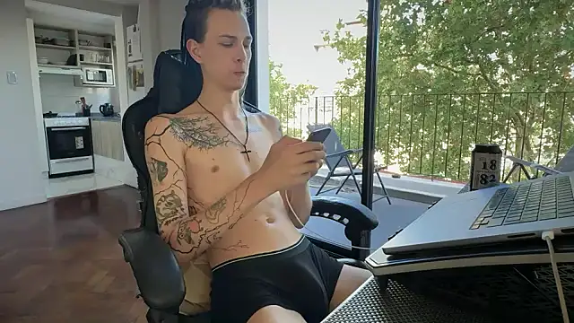 Den BlueXx online show from March 2026 07:50:01 PM