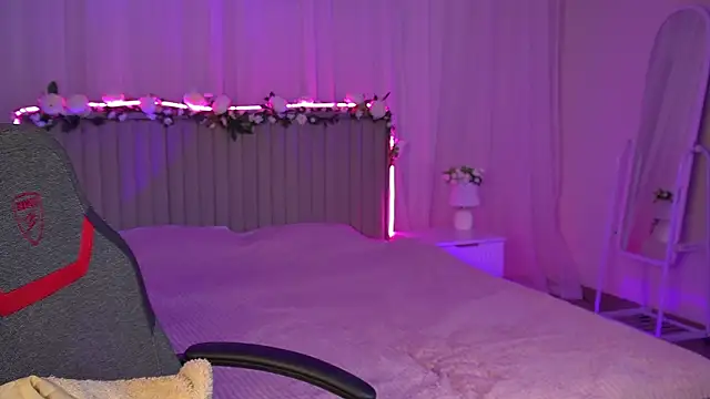 PamelamyDreamys online show from September 2025 12:49:02 PM