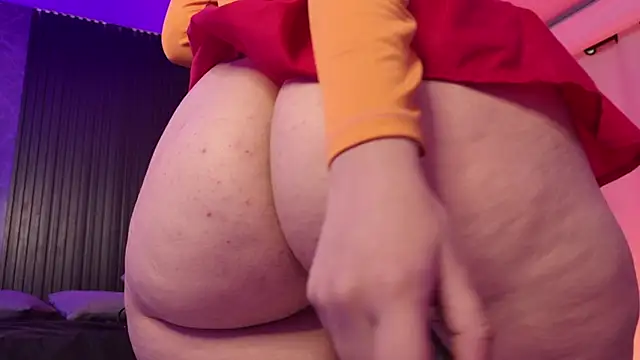 Little maeve online show from January 2025 09:26:02 PM