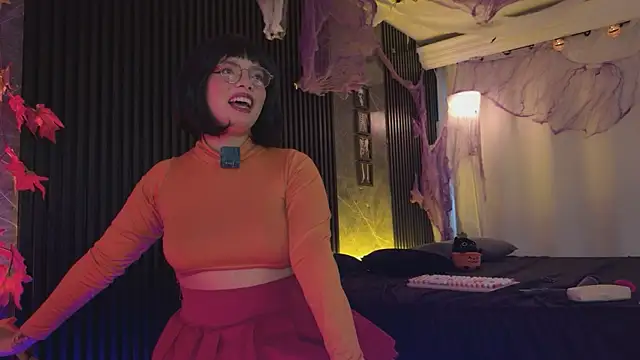 Little maeve online show from October 2025 10:18:02 PM