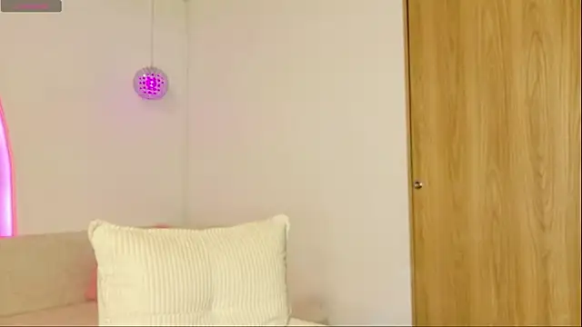 AllissonJames online show from July 2026 01:08:02 PM