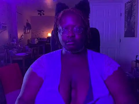 BigKittyRaven online show from December 2024 01:54:01 AM