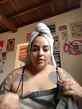 Snapshot of name_less_lulu chatting on February 2026 05:49:02 PM name less lulu online show from February 2026 05:49:02 PM