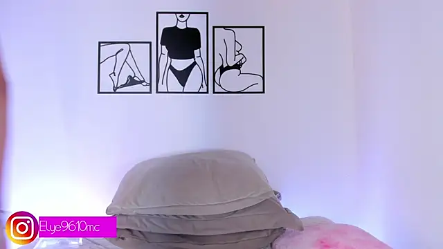 Snapshot of ellie_mcdonald chatting on May 2026 01:57:16 AM ellie mcdonald online show from May 2026 01:57:16 AM