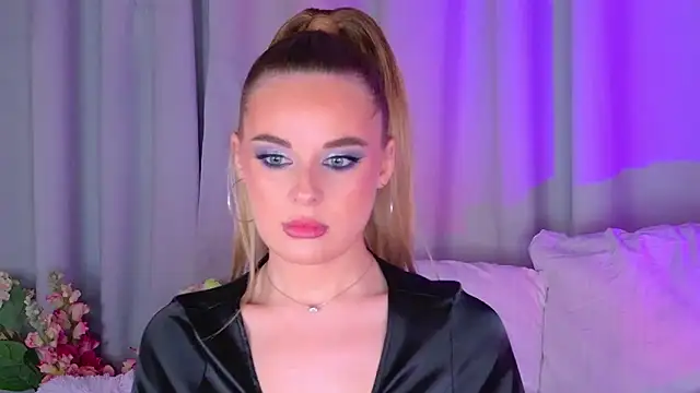 BeatriceEsmont online show from September 2025 09:27:01 PM