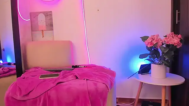 Maryann jones online show from February 2025 02:24:02 PM