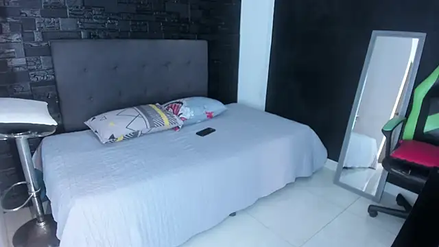 bruno miller  online show from March 2025 08:26:02 PM