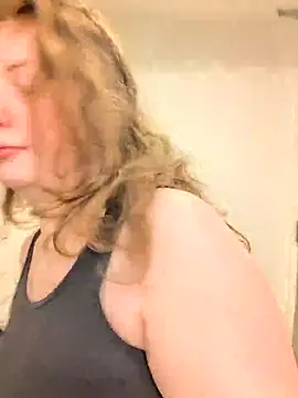 Twitchtheclownn online show from December 2025 05:18:02 PM