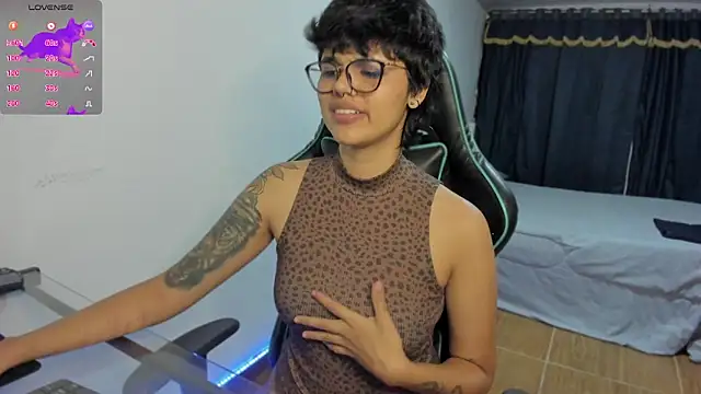 Snapshot of gooddess_isis chatting on December 2024 07:49:02 AM gooddess isis online show from December 2024 07:49:02 AM