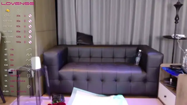 xiaoyu---sss online show from March 2025 01:25:02 PM