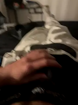 alixbg33 online show from December 2024 04:44:02 PM