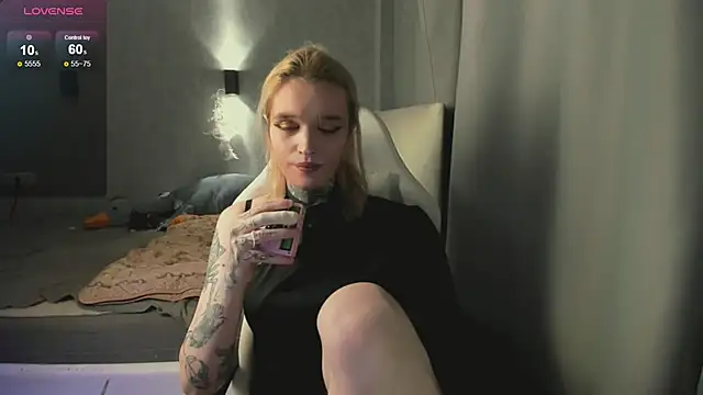 Simona Rain online show from December 2025 12:42:01 AM