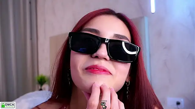 AnnisCharlton online show from December 2024 02:17:02 PM