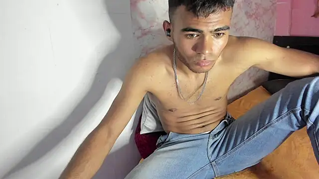 alessandro 2005 online show from February 2025 10:21:01 PM