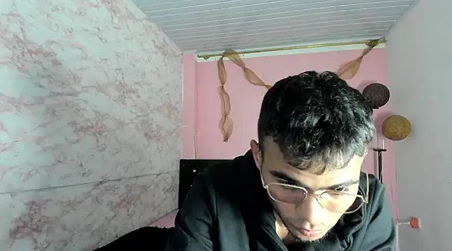 alessandro 2005 online show from February 2025 11:26:02 PM