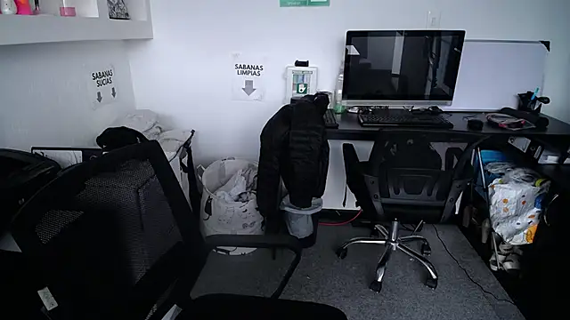 salome drasin online show from February 2026 01:54:02 PM