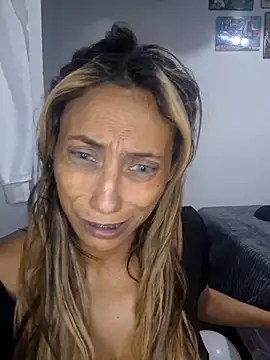 salome drasin online show from April 2026 06:31:02 AM