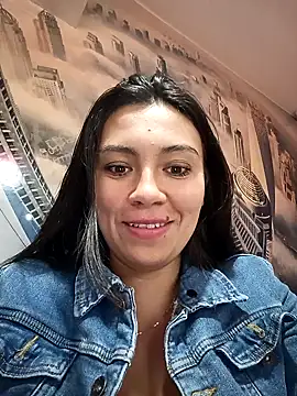 Snapshot of LIZ-06_ chatting on February 2025 09:49:01 PM LIZ-06 online show from February 2025 09:49:01 PM