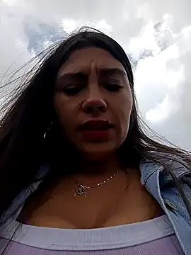 Snapshot of LIZ-06_ chatting on February 2025 05:07:01 PM LIZ-06 online show from February 2025 05:07:01 PM