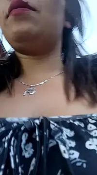 Snapshot of LIZ-06_ chatting on February 2025 11:09:02 PM LIZ-06 online show from February 2025 11:09:02 PM