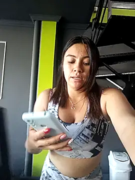 Snapshot of LIZ-06_ chatting on February 2025 01:00:02 PM LIZ-06 online show from February 2025 01:00:02 PM