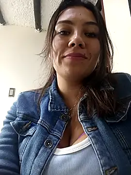 Snapshot of LIZ-06_ chatting on February 2025 04:48:02 PM LIZ-06 online show from February 2025 04:48:02 PM