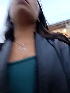 Snapshot of LIZ-06_ chatting on February 2025 11:09:01 PM LIZ-06 online show from February 2025 11:09:01 PM