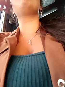 Snapshot of LIZ-06_ chatting on February 2025 10:20:01 PM LIZ-06 online show from February 2025 10:20:01 PM