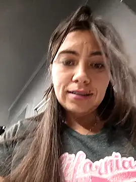 Snapshot of LIZ-06_ chatting on March 2025 05:25:01 PM LIZ-06 online show from March 2025 05:25:01 PM