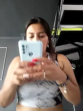 Snapshot of LIZ-06_ chatting on March 2025 12:33:02 PM LIZ-06 online show from March 2025 12:33:02 PM