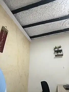 Snapshot of LIZ-06_ chatting on March 2025 06:45:02 PM LIZ-06 online show from March 2025 06:45:02 PM