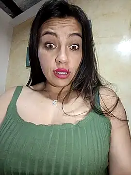 Snapshot of LIZ-06_ chatting on March 2025 06:48:01 PM LIZ-06 online show from March 2025 06:48:01 PM