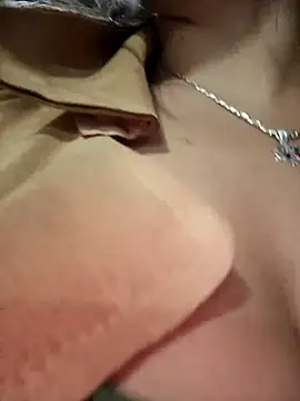 Snapshot of LIZ-06_ chatting on March 2025 10:26:01 PM LIZ-06 online show from March 2025 10:26:01 PM