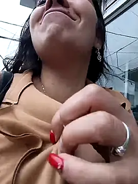 Snapshot of LIZ-06_ chatting on March 2025 03:23:02 PM LIZ-06 online show from March 2025 03:23:02 PM