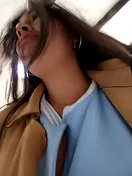 Snapshot of LIZ-06_ chatting on March 2025 10:05:01 PM LIZ-06 online show from March 2025 10:05:01 PM