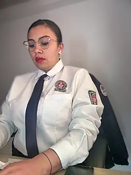 Snapshot of LIZ-06_ chatting on September 2025 01:58:02 PM LIZ-06 online show from September 2025 01:58:02 PM