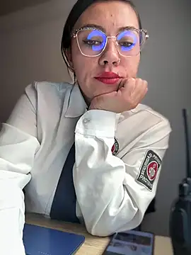 Snapshot of LIZ-06_ chatting on October 2025 03:09:02 PM LIZ-06 online show from October 2025 03:09:02 PM