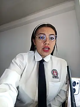 Snapshot of LIZ-06_ chatting on October 2025 03:35:02 PM LIZ-06 online show from October 2025 03:35:02 PM