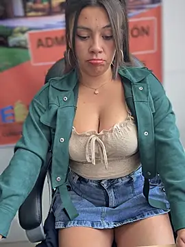 LIZ-06  online show from January 2026 01:48:01 PM