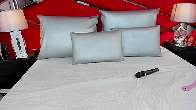 Snapshot of AdeleGray chatting on January 2025 02:53:02 PM AdeleGray online show from January 2025 02:53:02 PM