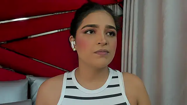 Snapshot of AdeleGray chatting on February 2025 11:49:02 AM AdeleGray online show from February 2025 11:49:02 AM