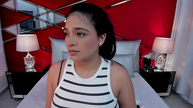 Snapshot of AdeleGray chatting on September 2025 11:43:01 AM AdeleGray online show from September 2025 11:43:01 AM