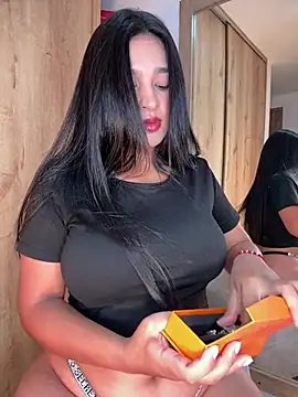AdeleGray online show from July 2026 11:36:01 AM