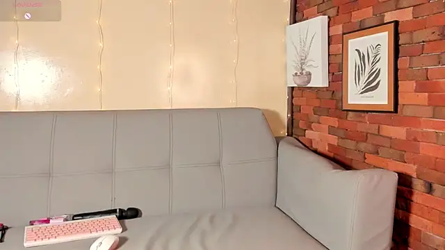 emmamillher online show from December 2024 04:23:02 AM