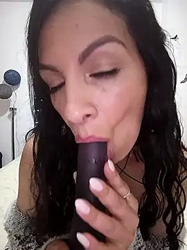 Snapshot of Atenea_lens052 chatting on January 2025 02:06:02 AM Atenea lens052 online show from January 2025 02:06:02 AM